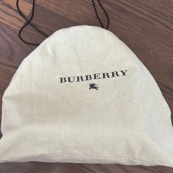 Burberry Beige and Black Women's Bag - Picture 4 of 11